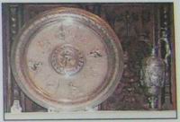 Blois, Chateau, Mobilier, Plateau et aiguiere en etain